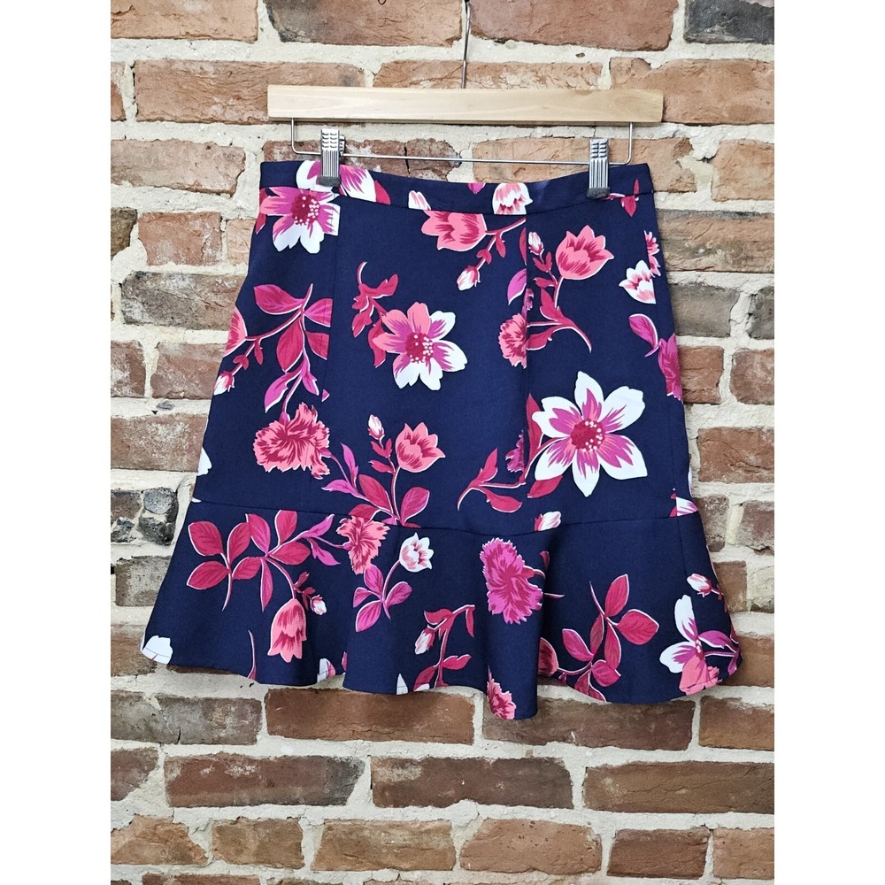 NWT Women's Draper James Darlington‎ Floral Flutter Skirt Navy Size 4